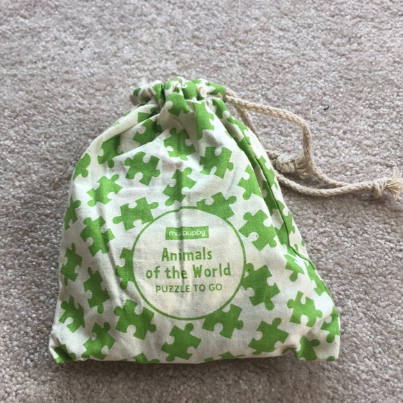 Mudpuppy Animals Of The World Puzzle to go - Picture 1 of 3